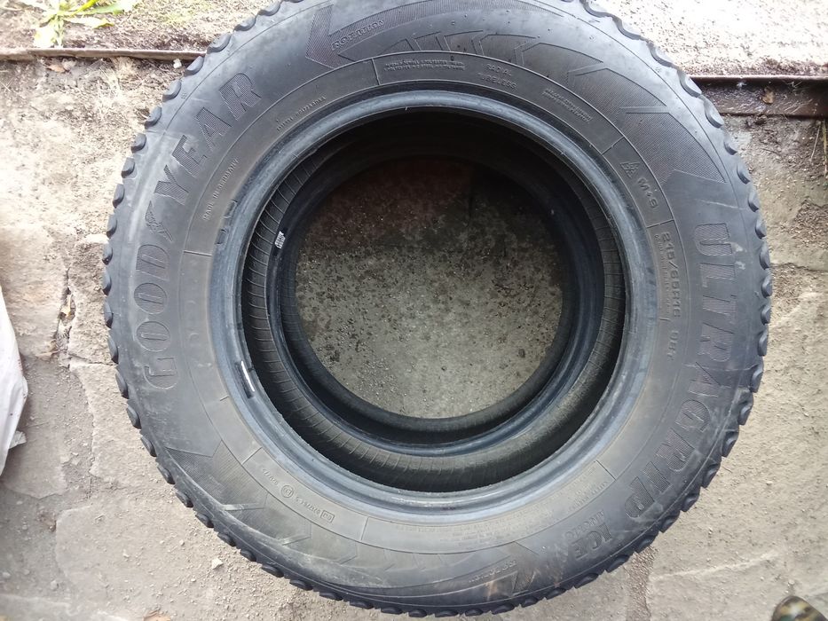 Продам резину б/у