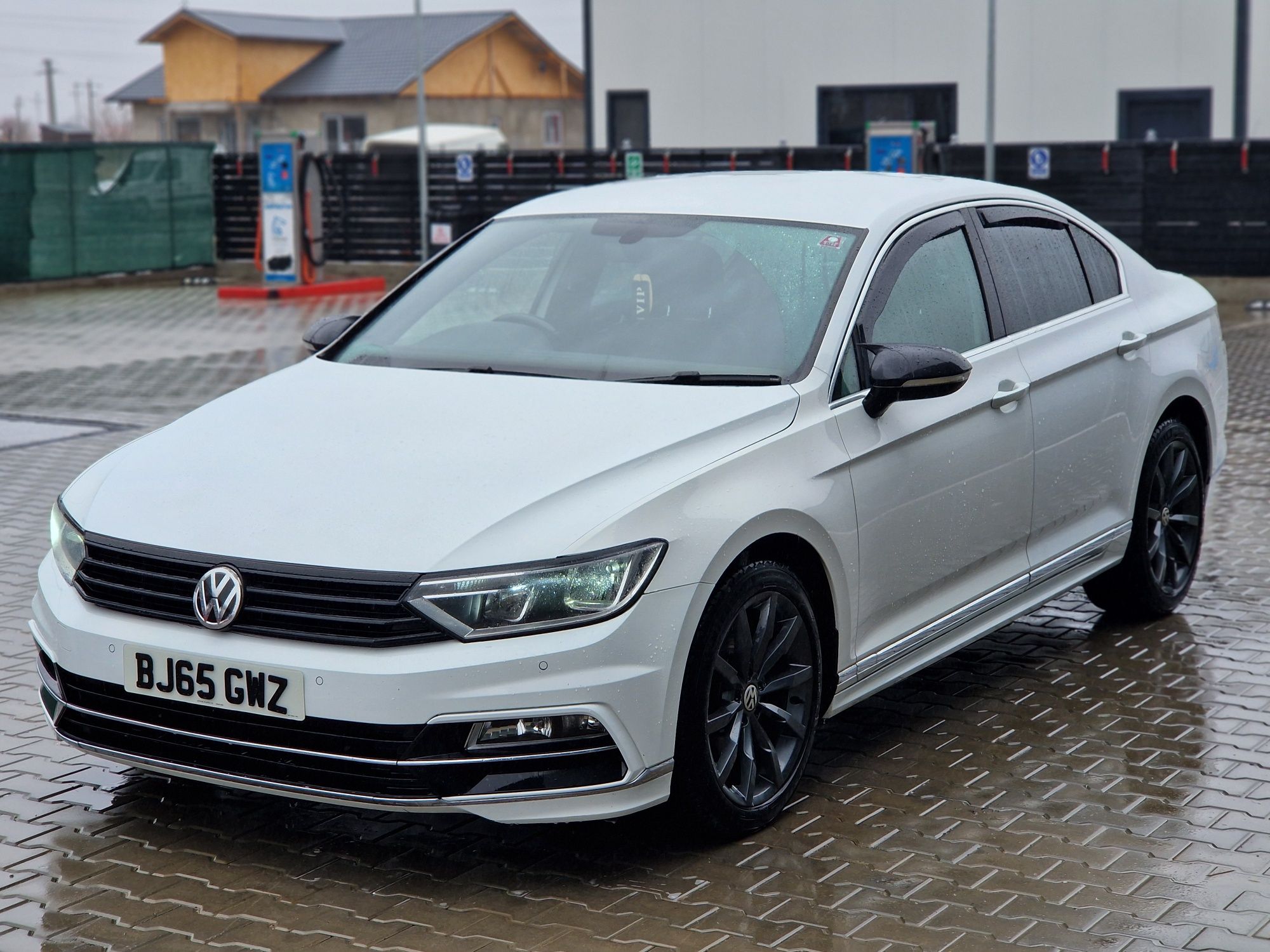 Volkswagen Passat B8 2016 R-line 2.0 diesel DSG euro 6