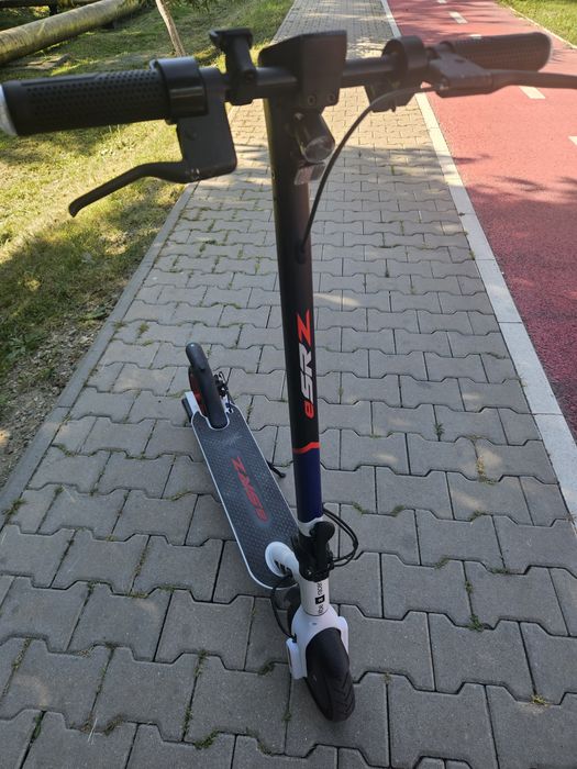 Trotineta electrica  Aprilia