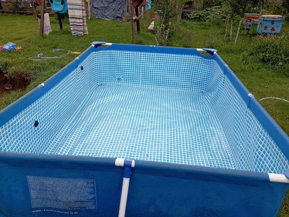 Piscina rectangulara INTEX