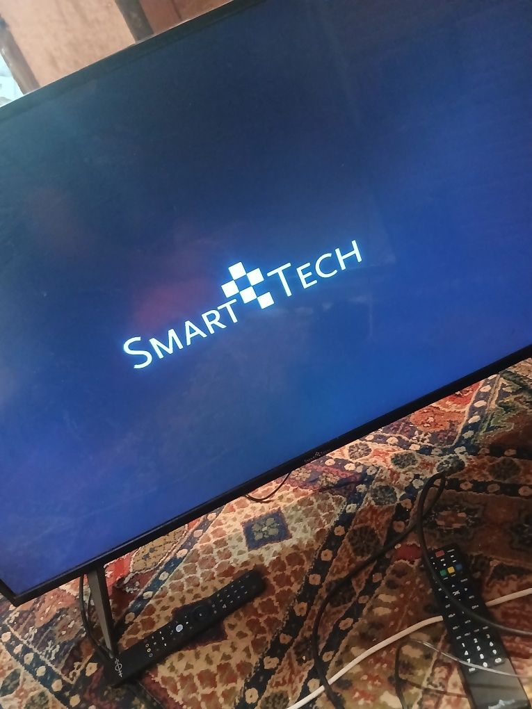 Продавам плазма Smart TECH