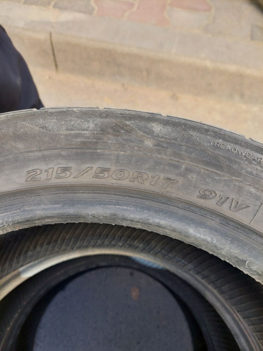 Hankook 215/50 R17