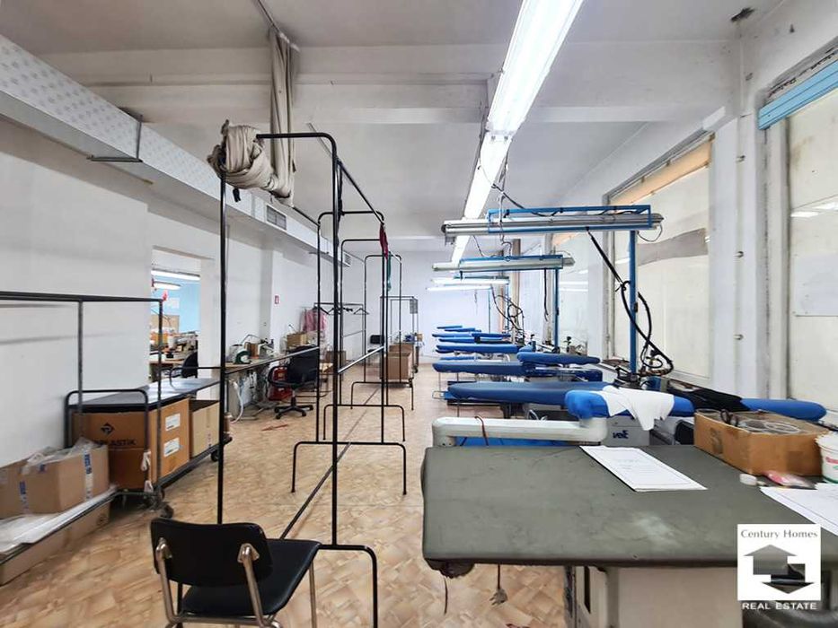 111416 Сграда на 5 етажа с двор, в кв. Бузлуджа във Велико Търново