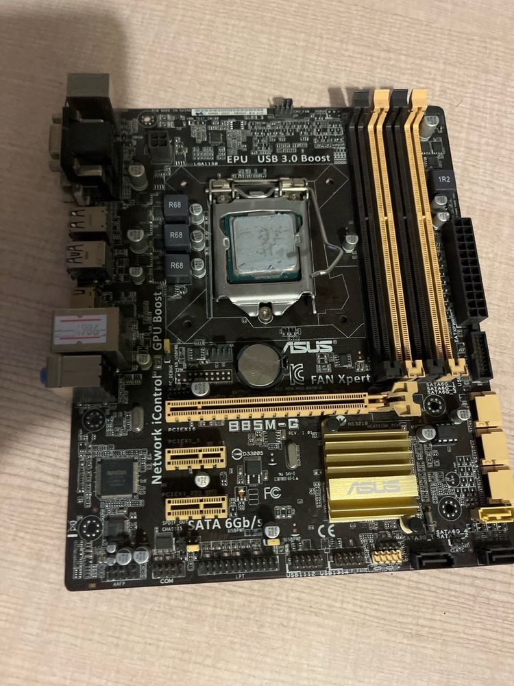 Мат плата ASUS B85M-G. DDR 3
