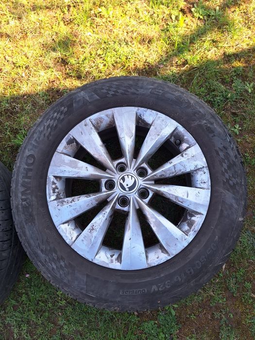 Set 4 jante aluminiu originale Skoda 16" cu anvelope vara