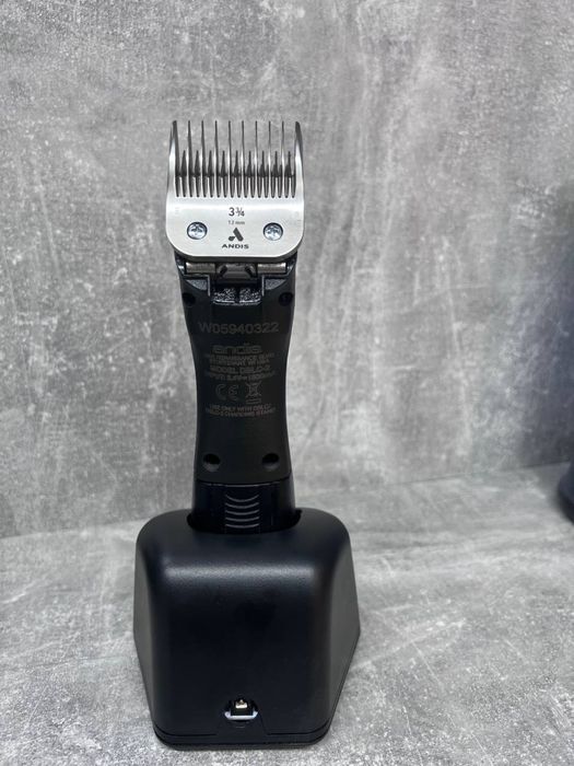 Машинка за подстригване със сменяеми ножове Andis Supra zr 2