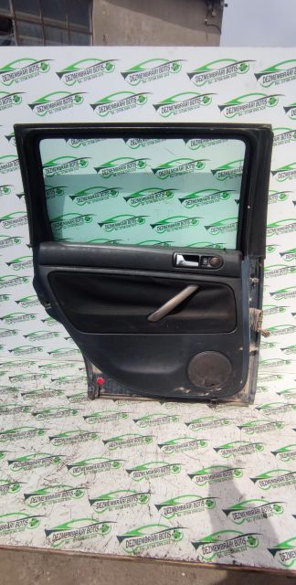 Usa / Portiera spate stanga /657 Volkswagen VW Passat B5