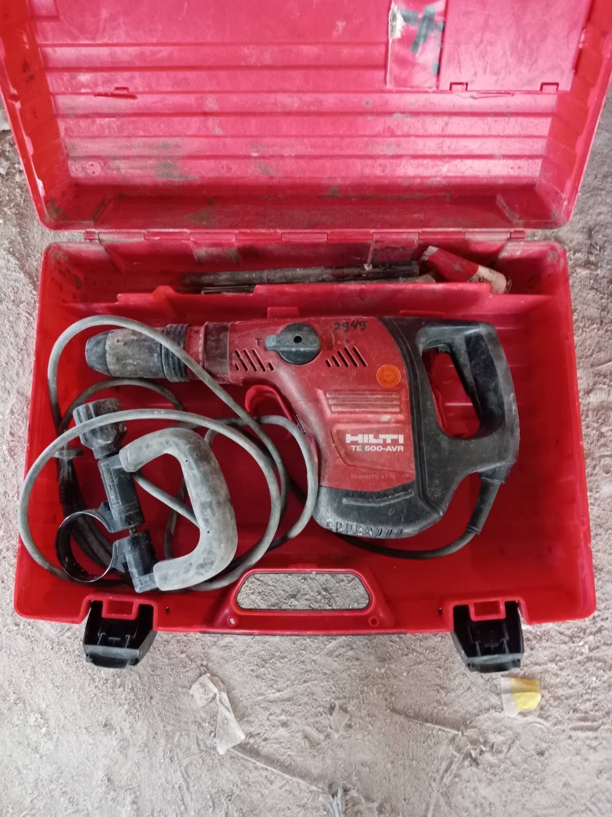 Продавам къртач Hilti TE 500 AVR
