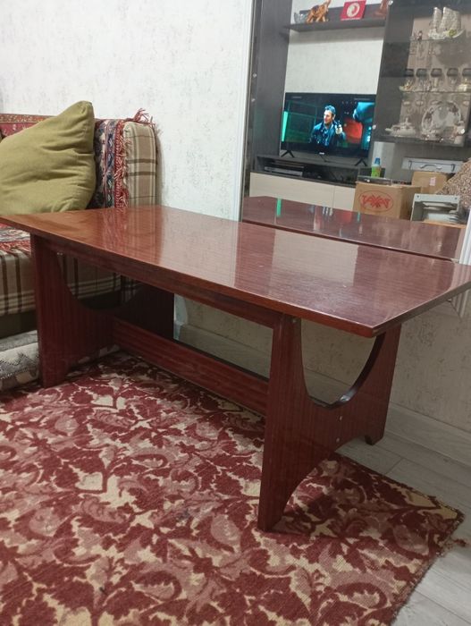 Спродам журнальный столик