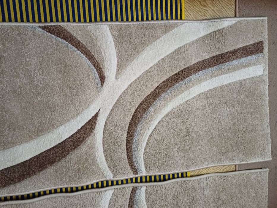 2 covoare  model modern ,60/110cm