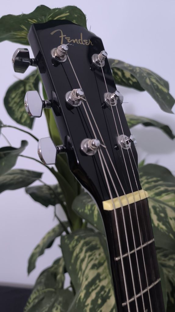 Fender CC-60s Concert Pack Black