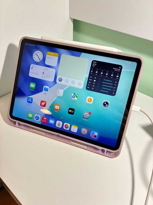 iPad Pro 11” 2018 (1st gen) 64GB Cellular + Apple Pencil