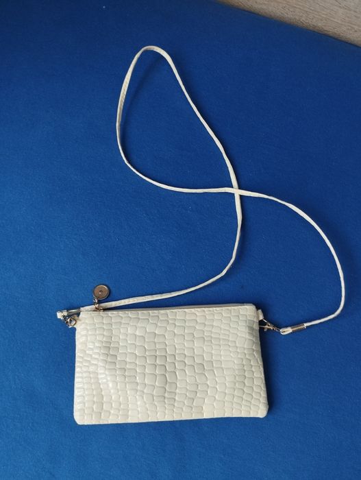 Малка дамска чанта