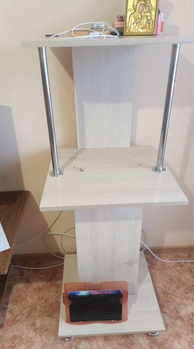 Продам стол для компьтера и приниера