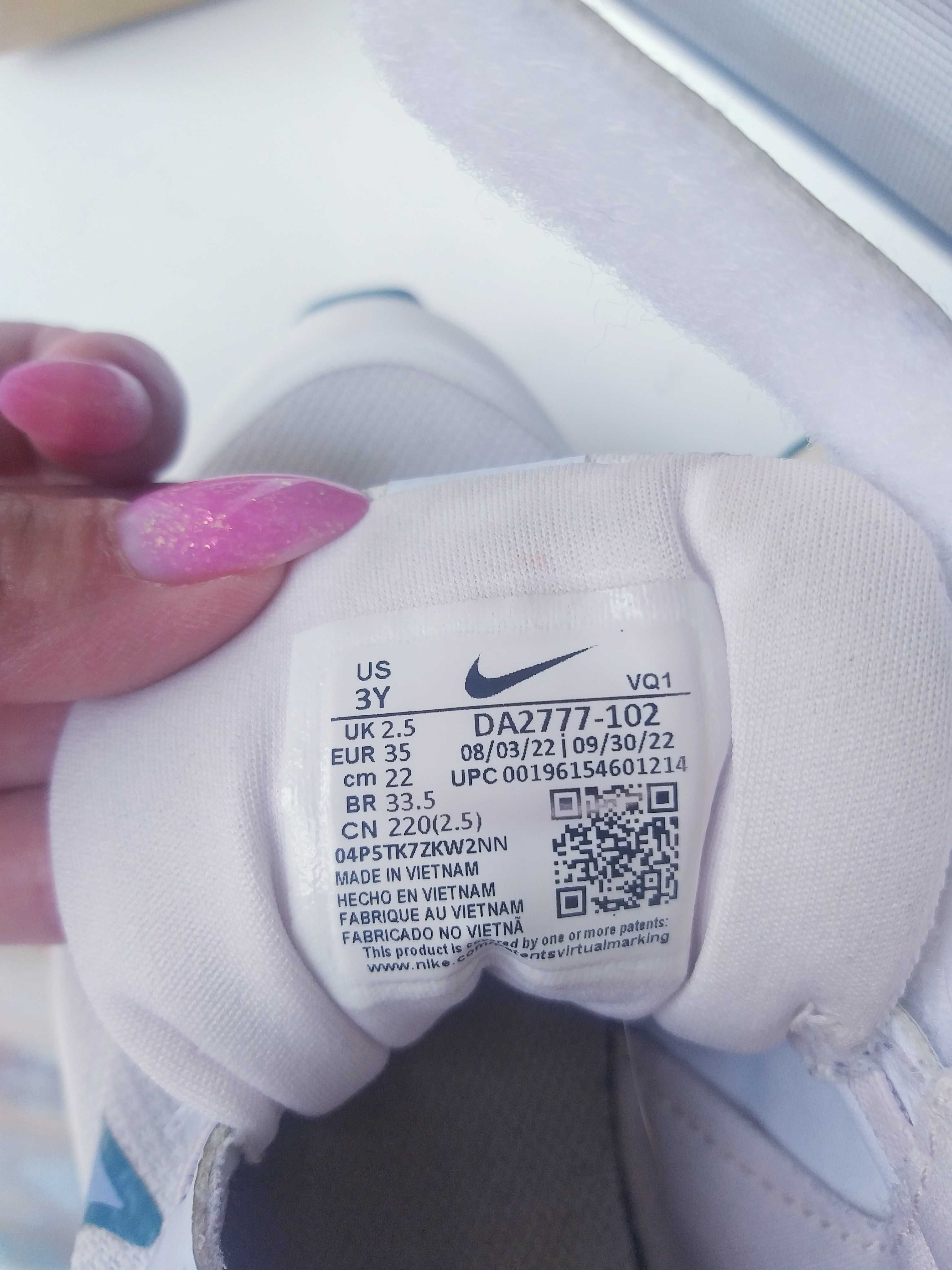 Маратонки Nike, номер 35