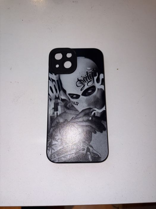 Калъфи за iphone 13