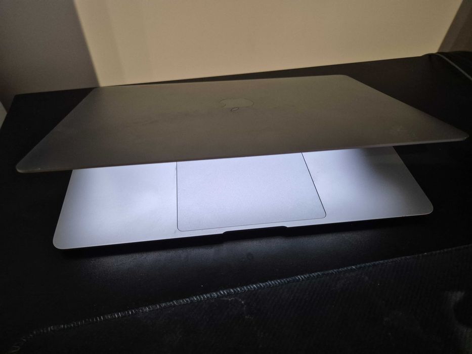 MacBook Air M1 16/256 GB