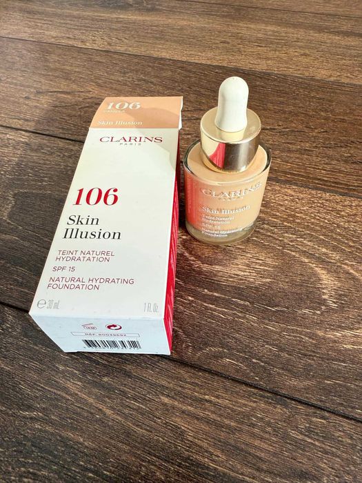 ФДТ Clarins 106 Vanilla Skin Illusion