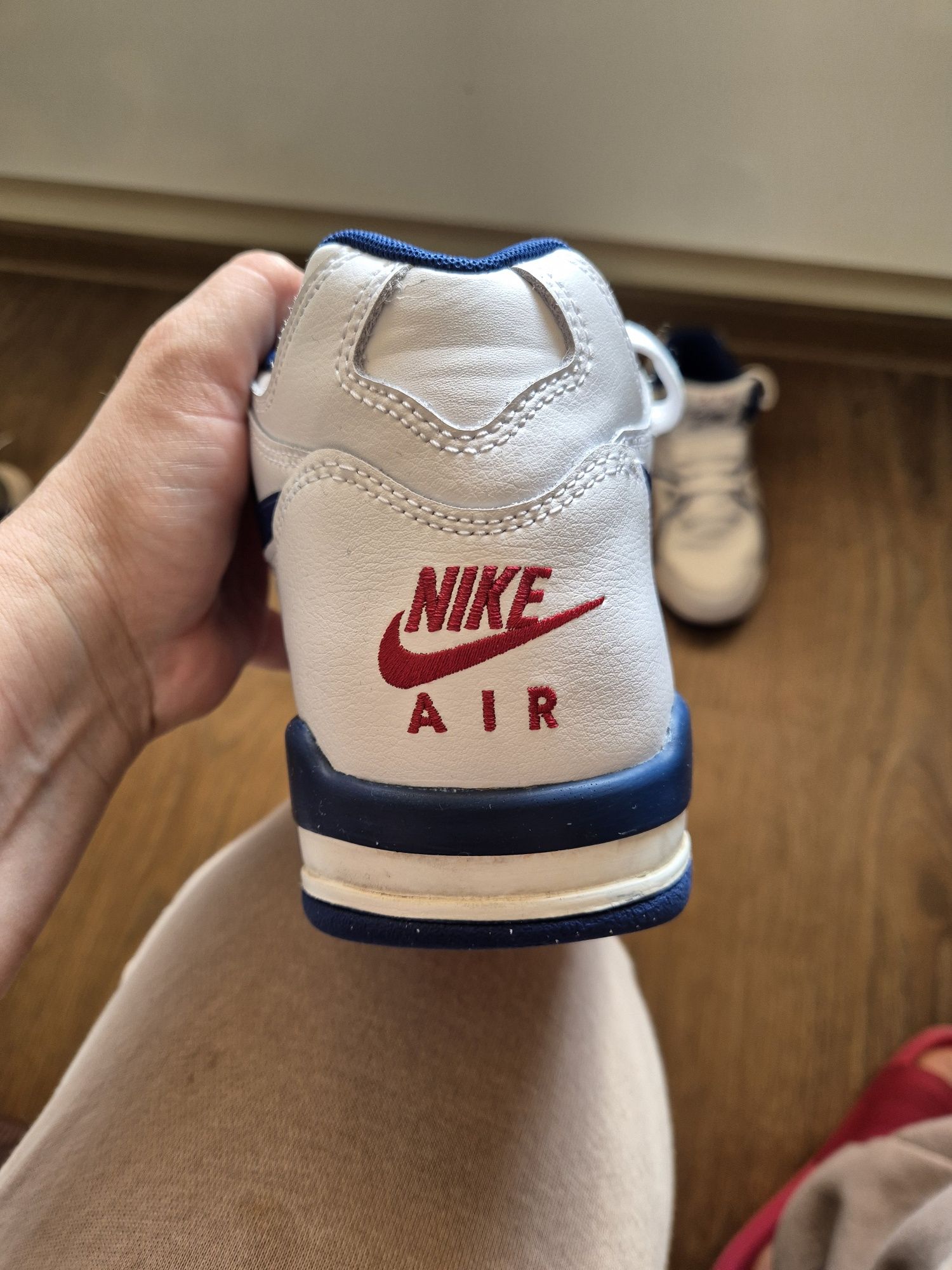 Маратонки NIKE AIR flight 89