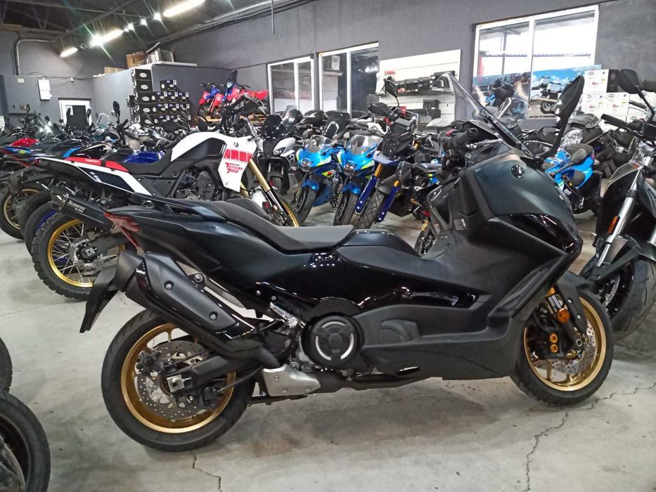 Yamaha T-Max Tech Max 2025 nou - stoc Yamaha Constanta