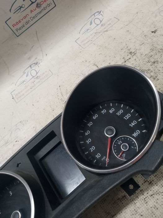 ceasuri bord uk  volkswagen golf 6 2.0 motorina 2012