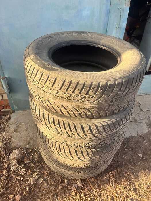 Продам зимнюю резину
