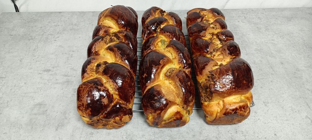 Cozonaci de casa tradiționali Românești și Babka