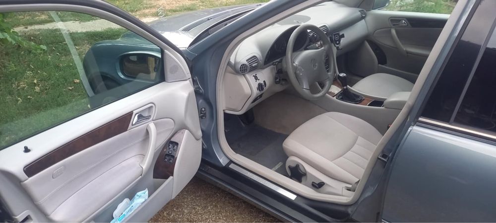 Mercedes C Class 2.2 C220 CDI 2005