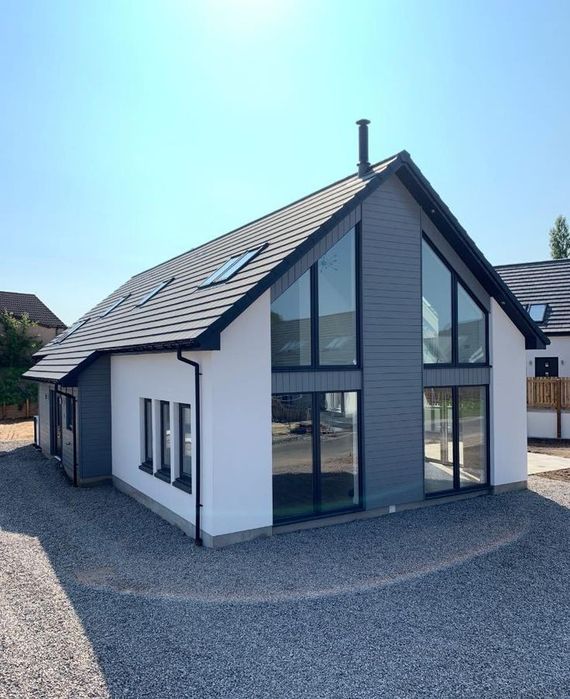 Vand case moderne pe structura metalica