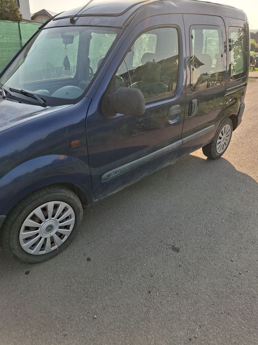 Vând renault cango