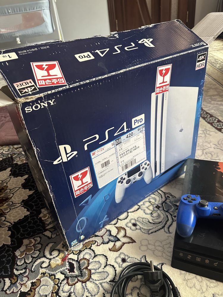 Sony ps4 PRO sotiladi