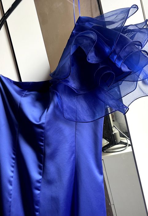 Официална, елегантна рокля