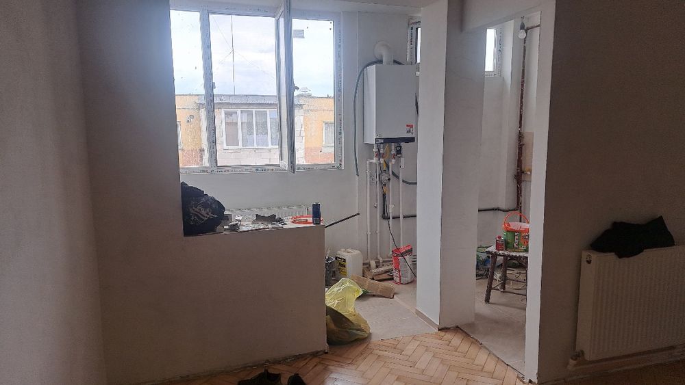 Închiriez sau vand Apartament 1 camera Turda micro2 in spate  materna