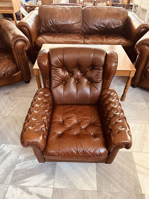 Кожено кресло от Швеция – Chesterfield стил, естествена кожа