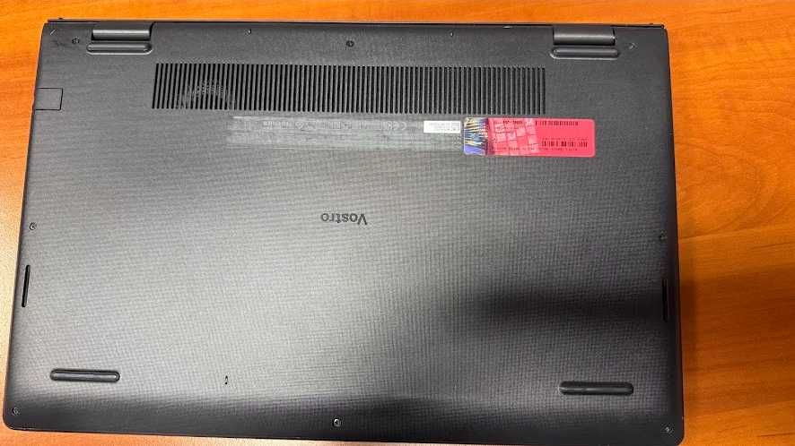 Лаптоп Dell Vostro 3515 и Acer Aspire 3 A315-23