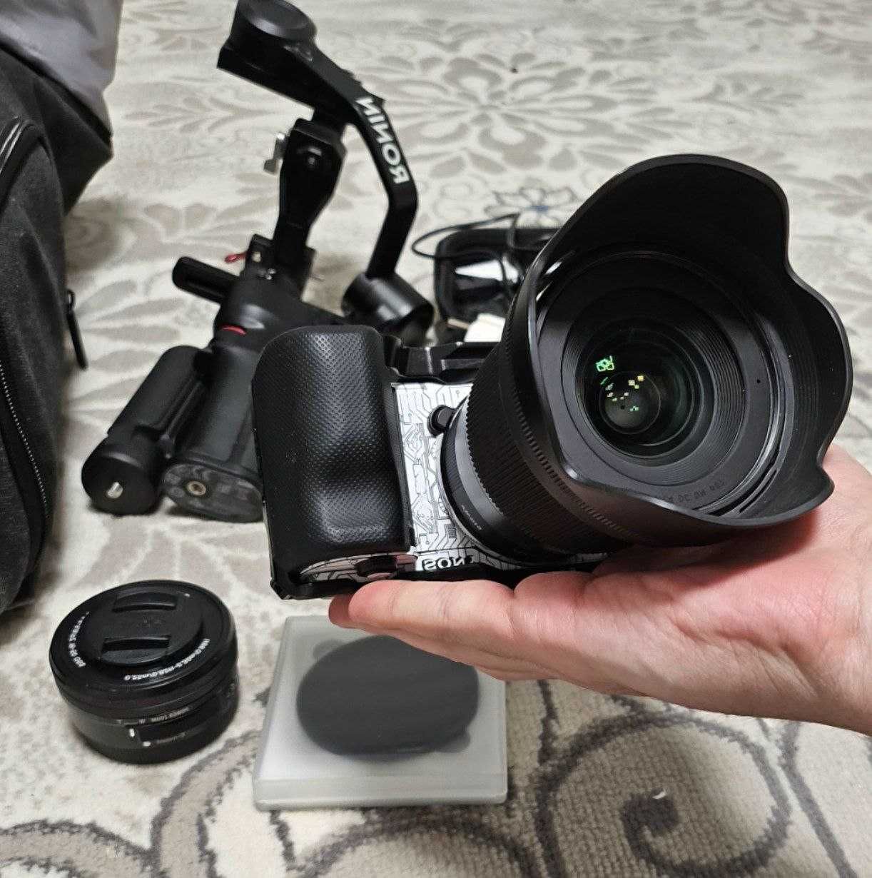Sony ZV E 10 DJI rs3 mini Sigma 16mm 1.4f …eщё.