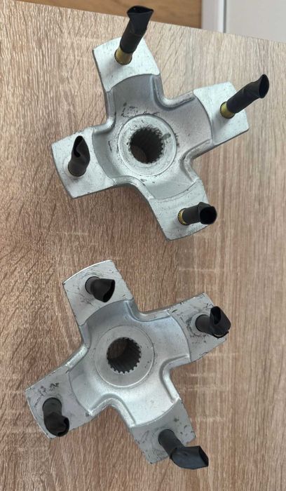 Butuci roata ATV/QUAD, dimensiuni 4 x 110 mm, ax 25 mm, 22 caneluri