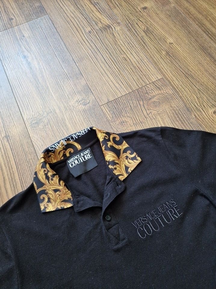 Страхотна мъжка тениска VERSACE JEANS COUTURE размер S