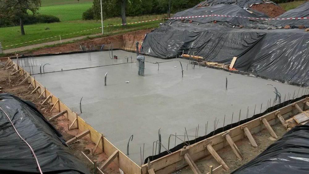 ДОМЕЛИК ООД  Строителство и ремонти