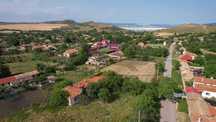 Селски имот-село Падина