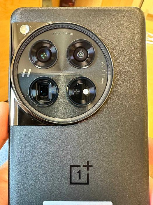 Oneplus 12 - 512GB 16GB RAM