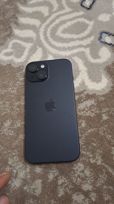 Apple iPhone 15 uzi