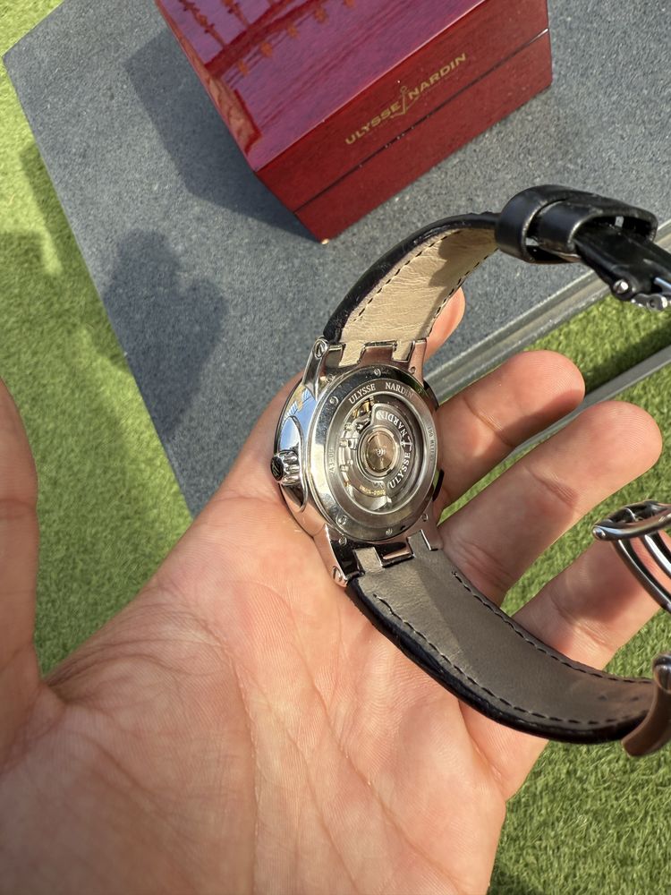 Часовник Ulysse Nardin