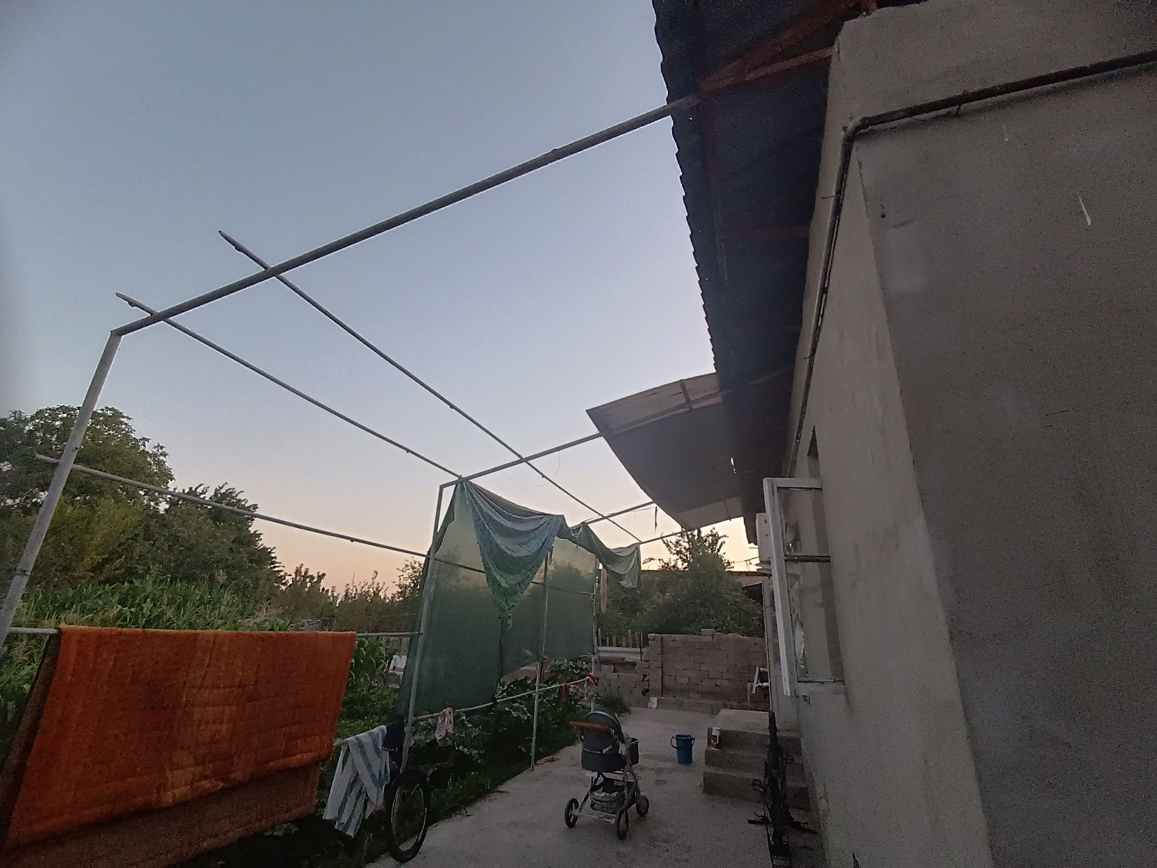 Uchastka 6 sotix