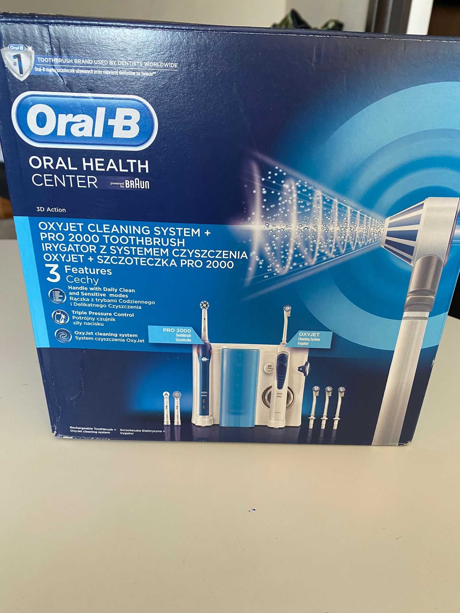 Periuta electrica  Pro 2000 + Irigator bucal Braun Oral-B Oxyjet