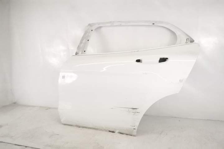 Originals Лява задна врата Mercedes-Benz CLA-Class C117 / Mercedes-Ben