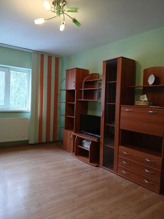 Apartament cu 3 camere, Etaj 1, Zona Industriala, Tecuci