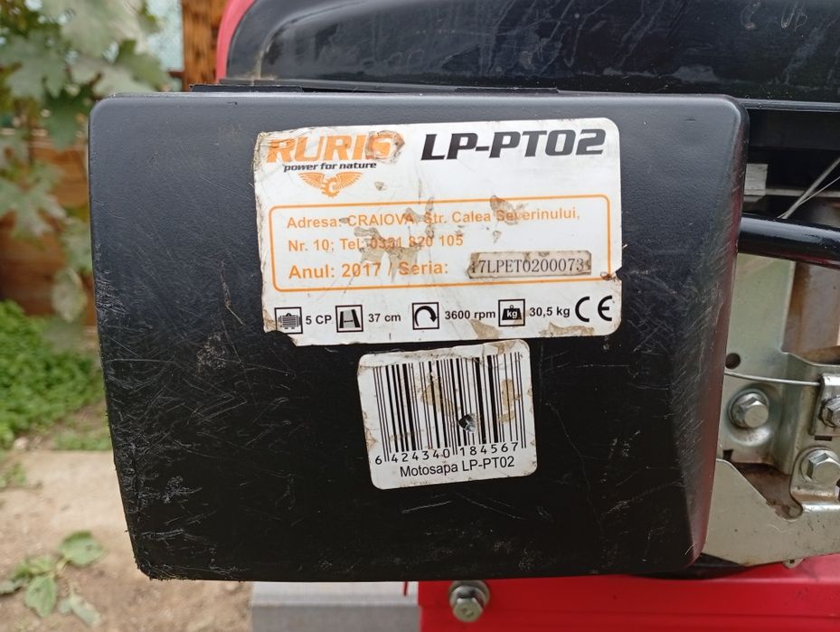 Vând motosapă Ruris 5CP