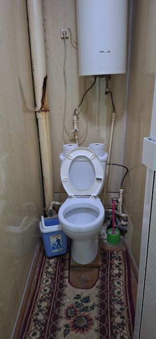 4 xonali kvartira sotiladi