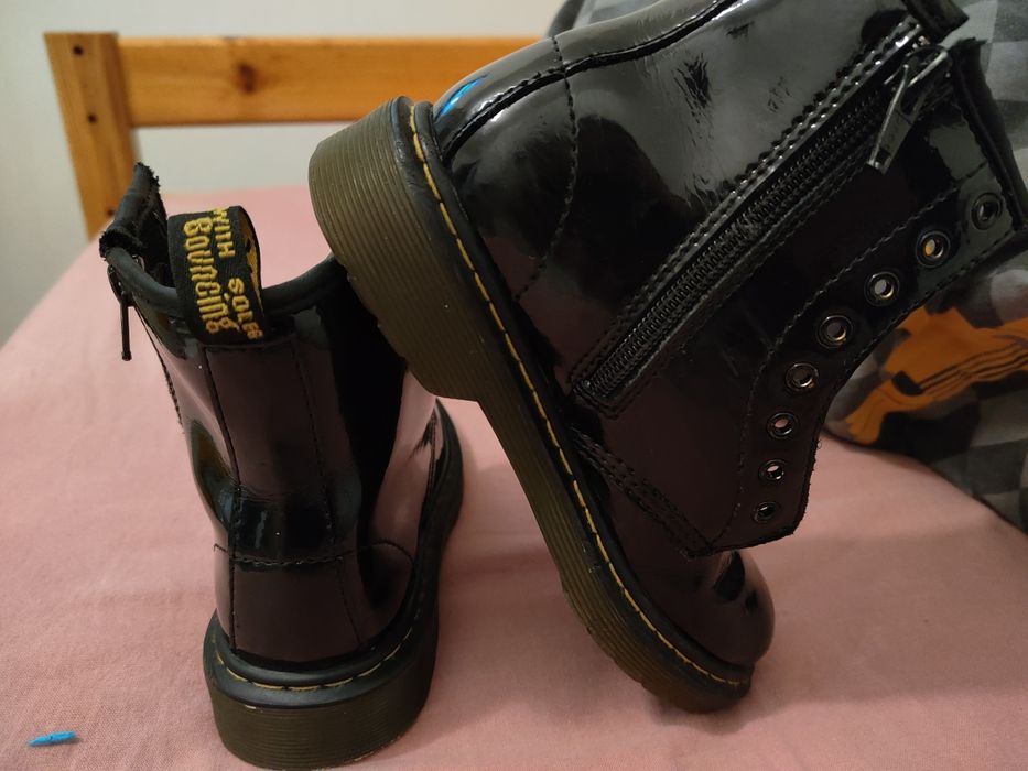 Bocanci Dr. martens